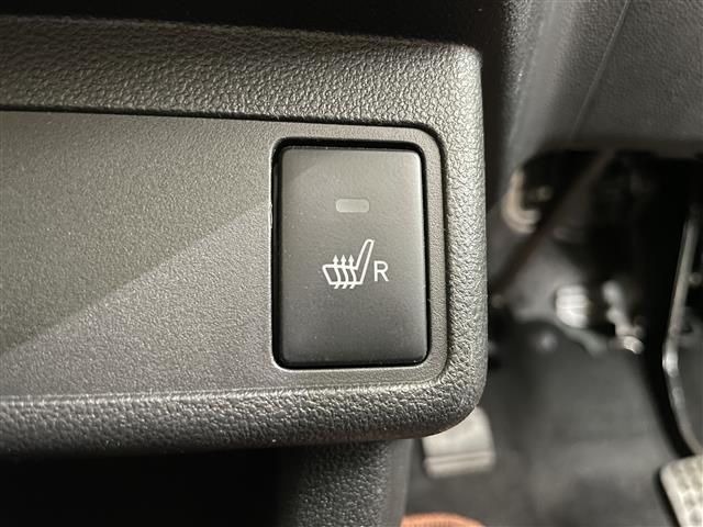 パッソ モーダ　チャーム　禁煙車　純正ディーラーオプションナビ　全周囲カメラ　前後ドライブレコーダー　ＥＴＣ　スマートアシストＩＩＩ　前後コーナーセンサー　ＬＥＤヘッドライト　オートマチックハイビーム　純正フロアマット（12枚目）