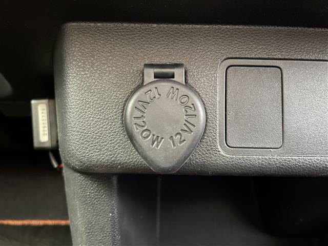 パッソ モーダ　チャーム　禁煙車　純正ディーラーオプションナビ　全周囲カメラ　前後ドライブレコーダー　ＥＴＣ　スマートアシストＩＩＩ　前後コーナーセンサー　ＬＥＤヘッドライト　オートマチックハイビーム　純正フロアマット（13枚目）