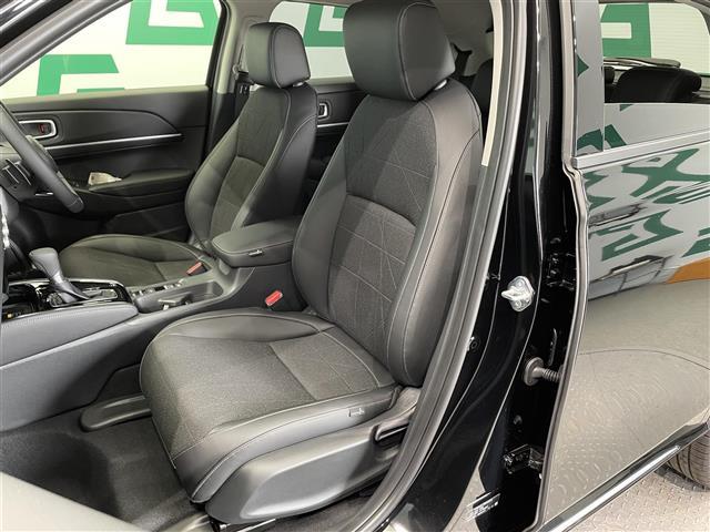 ヴェゼル ｅ：ＨＥＶ　Ｚ　Ｈｏｎｄａ　ＣＯＮＮＥＣＴディスプレー　ホンダセンシング　ワイヤレス充電器　バックカメラ　ブラインドスポットモニター　アダプティブドライビングビーム　後退出庫サポート　パワーテールゲート（24枚目）