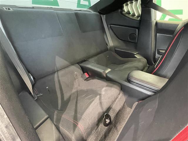 ８６ ＧＴ　禁煙　ＴＲＤエアロ　ＴＲＤマフラー　ＲＡＹＳ鍛造ホイール　ＢＲＩＴＺタワーバー　ＢＲＩＴＺレーシングラジエータキャップ　ＢＲＩＴＺエアクリーナー　ＡＯＯＡブレーキキャリパー　ナビ　バックカメラ　ＬＥＤ（23枚目）