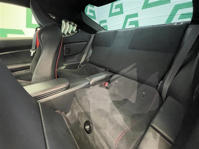 ８６ ＧＴ　禁煙　ＴＲＤエアロ　ＴＲＤマフラー　ＲＡＹＳ鍛造ホイール　ＢＲＩＴＺタワーバー　ＢＲＩＴＺレーシングラジエータキャップ　ＢＲＩＴＺエアクリーナー　ＡＯＯＡブレーキキャリパー　ナビ　バックカメラ　ＬＥＤ（24枚目）