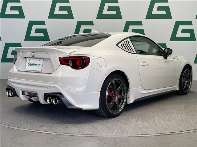 ８６ ＧＴ　禁煙　ＴＲＤエアロ　ＴＲＤマフラー　ＲＡＹＳ鍛造ホイール　ＢＲＩＴＺタワーバー　ＢＲＩＴＺレーシングラジエータキャップ　ＢＲＩＴＺエアクリーナー　ＡＯＯＡブレーキキャリパー　ナビ　バックカメラ　ＬＥＤ（30枚目）