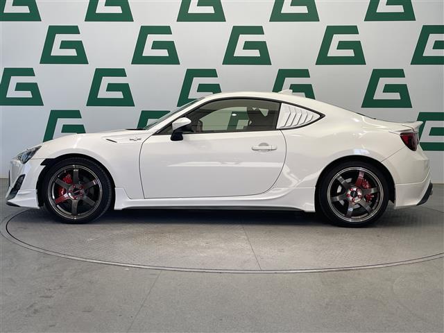 ８６ ＧＴ　禁煙　ＴＲＤエアロ　ＴＲＤマフラー　ＲＡＹＳ鍛造ホイール　ＢＲＩＴＺタワーバー　ＢＲＩＴＺレーシングラジエータキャップ　ＢＲＩＴＺエアクリーナー　ＡＯＯＡブレーキキャリパー　ナビ　バックカメラ　ＬＥＤ（33枚目）