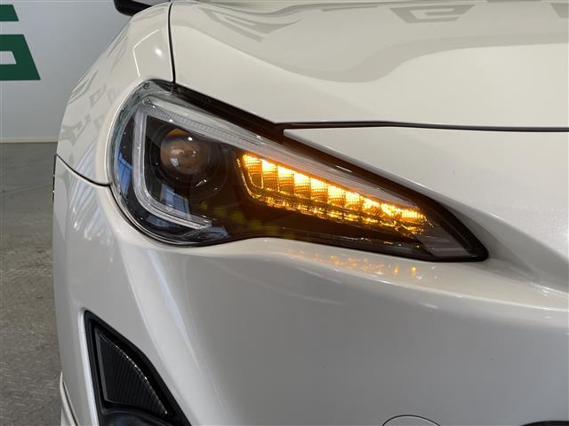 ８６ ＧＴ　禁煙　ＴＲＤエアロ　ＴＲＤマフラー　ＲＡＹＳ鍛造ホイール　ＢＲＩＴＺタワーバー　ＢＲＩＴＺレーシングラジエータキャップ　ＢＲＩＴＺエアクリーナー　ＡＯＯＡブレーキキャリパー　ナビ　バックカメラ　ＬＥＤ（36枚目）