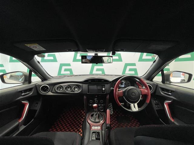 ８６ ＧＴ　禁煙　ＴＲＤエアロ　ＴＲＤマフラー　ＲＡＹＳ鍛造ホイール　ＢＲＩＴＺタワーバー　ＢＲＩＴＺレーシングラジエータキャップ　ＢＲＩＴＺエアクリーナー　ＡＯＯＡブレーキキャリパー　ナビ　バックカメラ　ＬＥＤ（42枚目）