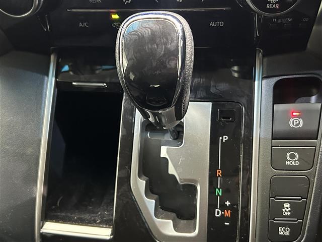 アルファード ２．５Ｓ　純正ナビ　バックカメラ　フリップダウンモニター　トヨタセーフティセンス・プリクラッシュセーフティー・レーントレーシングアシスト・レーダークルーズコントロール・ロードサインアシスト　ＬＥＤヘッドライト（18枚目）