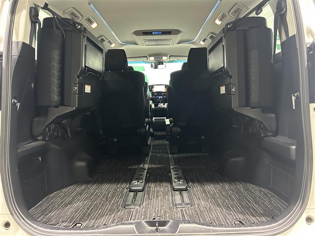 アルファード ２．５Ｓ　純正ナビ　バックカメラ　フリップダウンモニター　トヨタセーフティセンス・プリクラッシュセーフティー・レーントレーシングアシスト・レーダークルーズコントロール・ロードサインアシスト　ＬＥＤヘッドライト（29枚目）