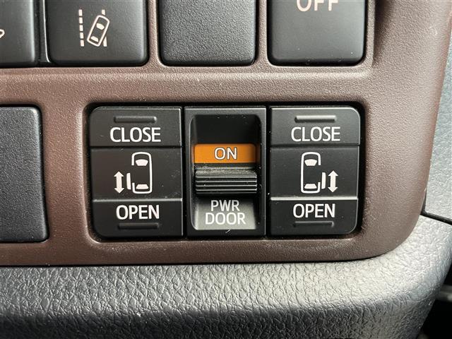 エスクァイア ハイブリッドGi 禁煙車 純正SDナビ Bluetooth フルセグTV バックモニター トヨタセーフティセンス 両側パワースライドドア 純正前後ドライブレコーダー ビルトインETC 前席シートヒーター(3枚目)