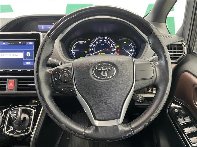 エスクァイア ハイブリッドGi 禁煙車 純正SDナビ Bluetooth フルセグTV バックモニター トヨタセーフティセンス 両側パワースライドドア 純正前後ドライブレコーダー ビルトインETC 前席シートヒーター(6枚目)