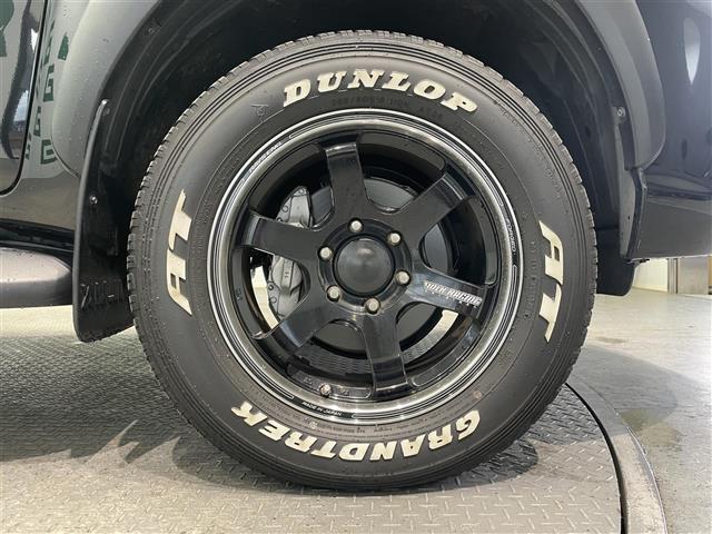 ハイラックス Z ブラックラリーエディション 禁煙車 バックカメラ 社外ナビ フルセグTV Bluetooth 衝突軽減 クルーズコントロール 社外アルミホイール 本革ステアリング ETC ソフトトノカバー フロントフォグランプ 純正フロアマット(40枚目)