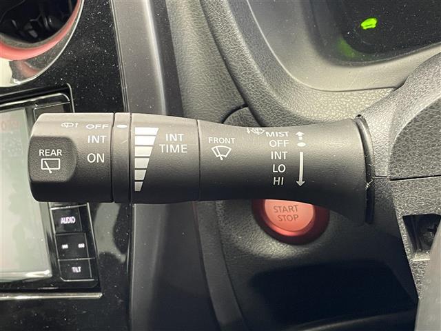 ノート e-パワーニスモ ナビ ワンセグ 全方位カメラ デジタルインナーミラー 衝突軽減ブレーキ 横滑り防止 本革巻きステアリング 前後ドライブレコーダー ETC 純正アルミホイール フロアマット 電動格納ミラー LEDヘッド(8枚目)