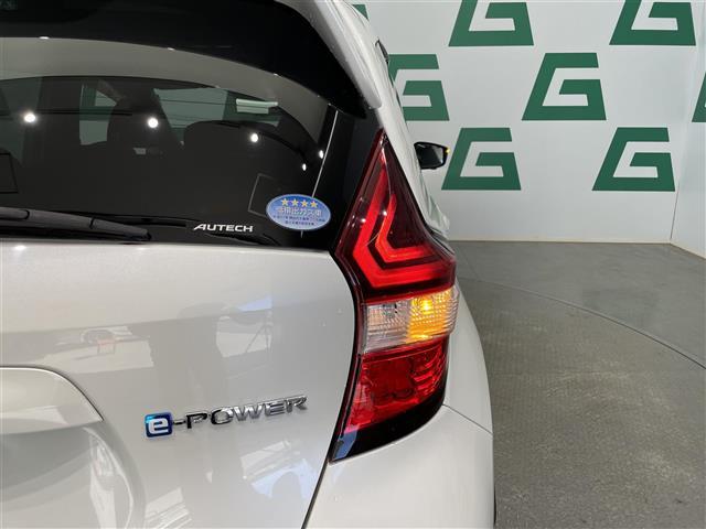 ノート e-パワーニスモ ナビ ワンセグ 全方位カメラ デジタルインナーミラー 衝突軽減ブレーキ 横滑り防止 本革巻きステアリング 前後ドライブレコーダー ETC 純正アルミホイール フロアマット 電動格納ミラー LEDヘッド(39枚目)