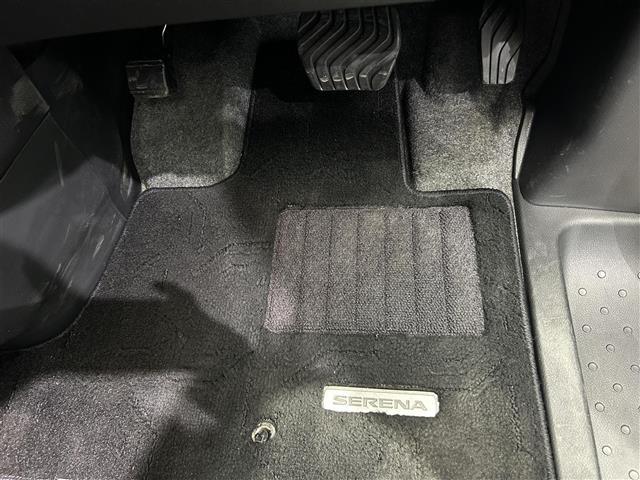 セレナ e-パワー ハイウェイスターV アラウンドビューモニター エマージェンシーブレーキ 両側パワースライドドア 8インチナビ パーキングアシスト クルーズコントロール シートヒーター ステアリングヒーター ドライブレコーダー ETC(21枚目)