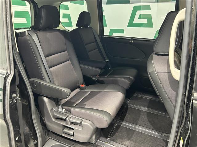 セレナ e-パワー ハイウェイスターV アラウンドビューモニター エマージェンシーブレーキ 両側パワースライドドア 8インチナビ パーキングアシスト クルーズコントロール シートヒーター ステアリングヒーター ドライブレコーダー ETC(23枚目)