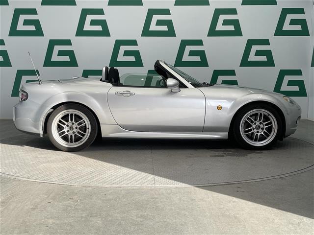 ロードスター RS RHT 禁煙車 TEIN車高調 ENKEI17インチアルミホイール 社外ナビ Bluetooth フルセグ バックカメラ ハードトップ 本革巻きステアリング GPSレーダー ETC オートライト スマートキー(29枚目)