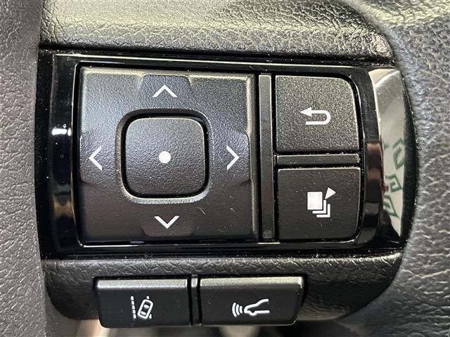 ハイラックス Z 禁煙車 ALPINEナビ バックカメラ 前後ドラレコ トヨタセーフティセンス・プリクラッシュセーフティ・レーンディパーチャーアラート・レーダークルーズコントロール・ロードサインアシスト ETC(9枚目)