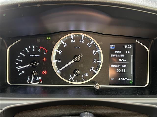 ハイエースバン スーパーGL ダーク プライムII パノラミックビューモニター ベッドキット デジタルインナーミラー 純正ナビ フルセグ Bluetooth ETC プリクラッシュセーフティ MOMOステアリング スマートキー ドライブレコーダー(6枚目)