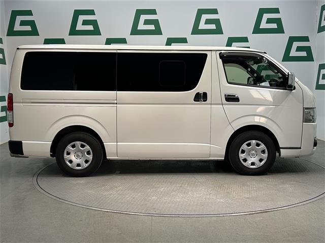 ハイエースバン スーパーGL ダーク プライムII パノラミックビューモニター ベッドキット デジタルインナーミラー 純正ナビ フルセグ Bluetooth ETC プリクラッシュセーフティ MOMOステアリング スマートキー ドライブレコーダー(34枚目)