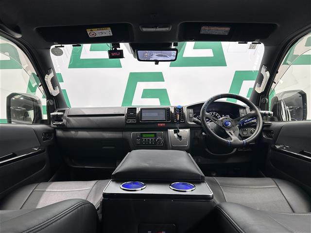 ハイエースバン スーパーGL ダーク プライムII パノラミックビューモニター ベッドキット デジタルインナーミラー 純正ナビ フルセグ Bluetooth ETC プリクラッシュセーフティ MOMOステアリング スマートキー ドライブレコーダー(42枚目)