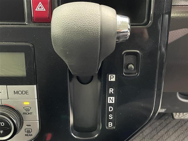 ルーミー Ｇ　Ｓ　７インチ社外ナビ　バックカメラ　両側パワースライド　スマートアシスト　衝突回避支援ブレーキ　ペダル踏み間違い時加速抑制装置　車線逸脱警報　先行車発信お知らせ機能　クルーズコントロール　ドアバイザー（20枚目）