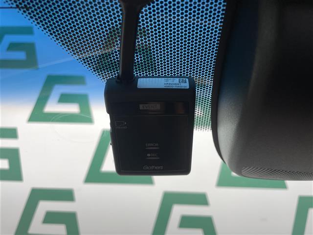 ヴェゼル ハイブリッドZ・ホンダセンシング バックモニター 純正ナビ Bluetooth フルセグTV ホンダセンシング 衝突軽減ブレーキ 横滑り防止 前席シートヒーター ドライブレコーダー ETC ルーフレール 電動パーキングブレーキ(3枚目)