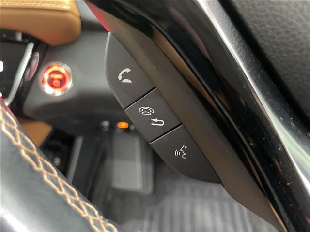 ヴェゼル ハイブリッドZ・ホンダセンシング バックモニター 純正ナビ Bluetooth フルセグTV ホンダセンシング 衝突軽減ブレーキ 横滑り防止 前席シートヒーター ドライブレコーダー ETC ルーフレール 電動パーキングブレーキ(8枚目)