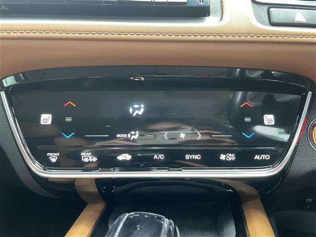 ヴェゼル ハイブリッドZ・ホンダセンシング バックモニター 純正ナビ Bluetooth フルセグTV ホンダセンシング 衝突軽減ブレーキ 横滑り防止 前席シートヒーター ドライブレコーダー ETC ルーフレール 電動パーキングブレーキ(19枚目)