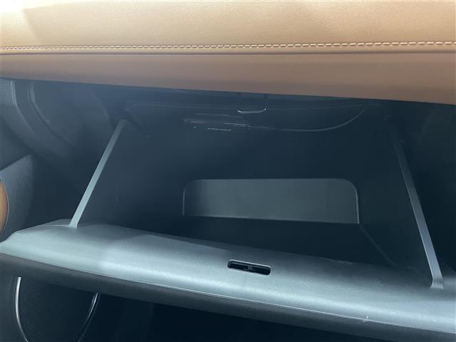 ヴェゼル ハイブリッドZ・ホンダセンシング バックモニター 純正ナビ Bluetooth フルセグTV ホンダセンシング 衝突軽減ブレーキ 横滑り防止 前席シートヒーター ドライブレコーダー ETC ルーフレール 電動パーキングブレーキ(23枚目)