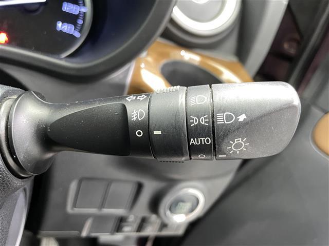 キャスト スタイルG プライムコレクション SAIII 禁煙車 社外ナビ バックカメラ スマートアシスト3 車線逸脱警報 オートハイビーム 誤発進抑制制御 先行車発進お知らせ機能 標識認識機能 シートヒーター 横滑り防止装置 ドアバイザー(10枚目)