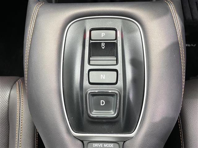 ZR-V e:HEV Z 禁煙車 純正ナビ Bluetooth フルセグTV ホンダセンシング ACC BSM RSA 置くだけ充電 前席シートヒーター BOSE ステアリングヒーター パワーバックドア ETC コーナーセンサ(19枚目)