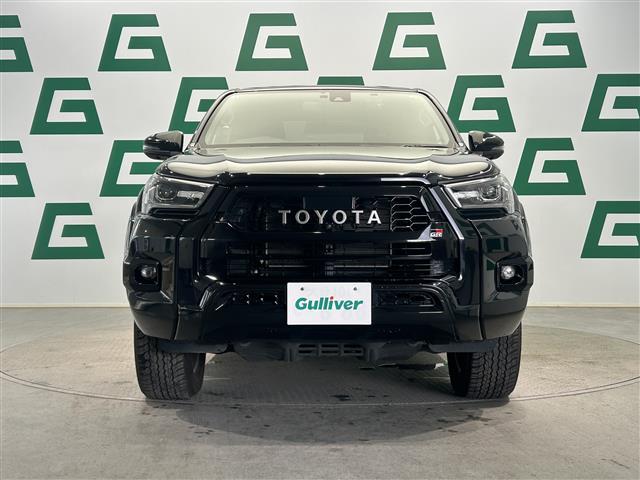 ハイラックス Ｚ　ＧＲスポーツ　禁煙車　パノラミックビューモニター　トヨタセーフティセンス　アダプティブクルーズコントロール　レーンキープアシスト　ロードサインアシスト　ＥＴＣ　ＧＲ専用バンパー　ＧＲロゴロールバー　リアデフロック（29枚目）