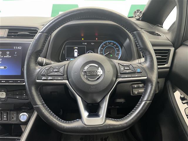 リーフ X Vセレクション 禁煙車 純正7インチナビ プロパイロット アラウンドビューカメラ デジタルインナーミラー ETC ドライブレコーダー 前後コーナーセンサー シートヒーター ステアリングヒーター 純正フロアマット(5枚目)