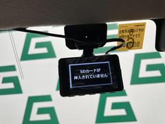 安心の全車保証付き！（※部分保証、国産車は納車後３ヶ月、輸入車は納車後１ヶ月の保証期間となります）。その他長期保証（有償）もご用意しております！※長期保証を付帯できる車両には条件がございます。 6