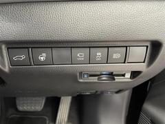 ����С����롼�פǤϼ��ץ᡼���������׼ּ�򤪼�갷�����Ƥ���ޤ��������󣴣���Ź�ޤκ߸ˤ��椫�餪���ͤ˥ԥå���ΰ������Ƥ��ޤ��� 4