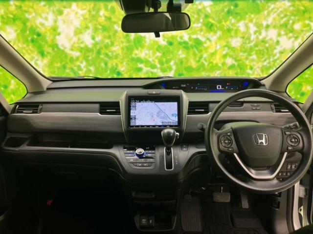 フリード Ｇブラックスタイル　保証書／純正　９インチ　メモリーナビ／ホンダセンシング／両側電動スライドドア／シートヒーター　前席／車線逸脱防止支援システム／ドライブレコーダー　社外／ヘッドランプ　ＬＥＤ／Ｂｌｕｅｔｏｏｔｈ接続（4枚目）