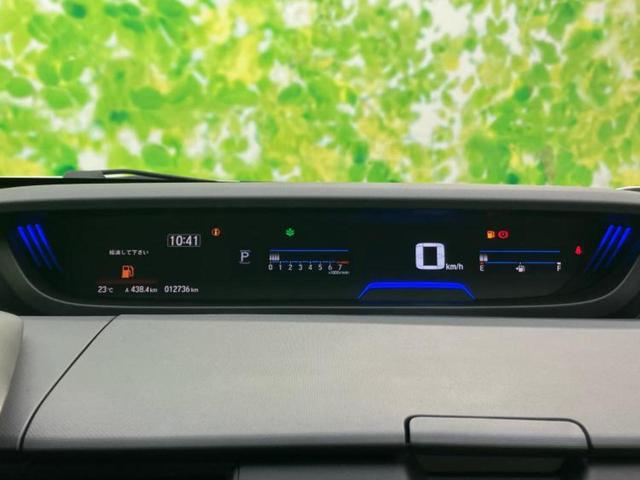 フリード Ｇブラックスタイル　保証書／純正　９インチ　メモリーナビ／ホンダセンシング／両側電動スライドドア／シートヒーター　前席／車線逸脱防止支援システム／ドライブレコーダー　社外／ヘッドランプ　ＬＥＤ／Ｂｌｕｅｔｏｏｔｈ接続（13枚目）