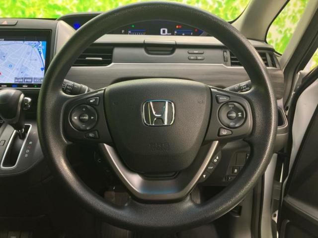 フリード Ｇブラックスタイル　保証書／純正　９インチ　メモリーナビ／ホンダセンシング／両側電動スライドドア／シートヒーター　前席／車線逸脱防止支援システム／ドライブレコーダー　社外／ヘッドランプ　ＬＥＤ／Ｂｌｕｅｔｏｏｔｈ接続（14枚目）