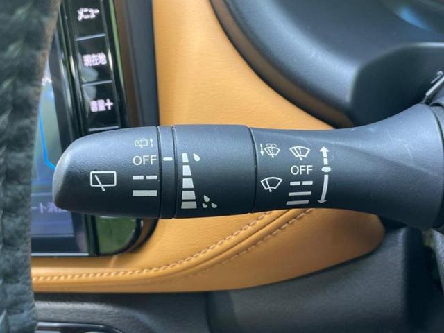 キックス Ｘツートーンインテリアエディション　新品タイヤ／保証書／純正　９インチ　ＳＤナビ／インテリジェントルームミラー／衝突安全装置／シートヒーター　前席／アラウンドビューモニター／車線逸脱防止支援システム／シート　合皮／プロパイロット　禁煙車（22枚目）