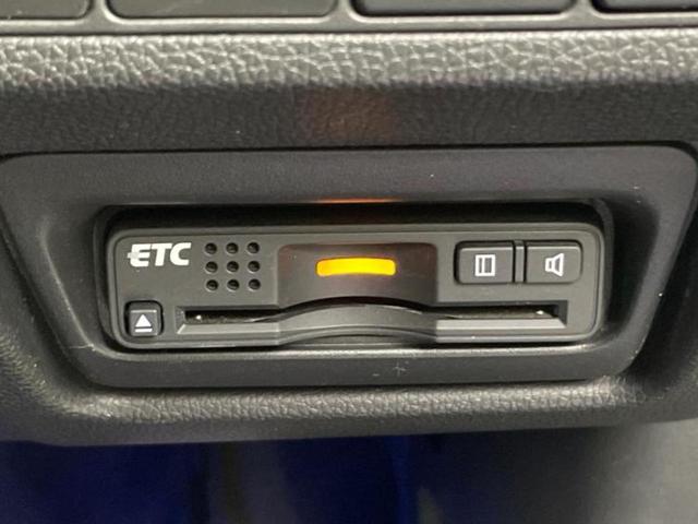 ステップワゴンスパーダ スパーダクールスピリット・ホンダセンシング　新品タイヤ／保証書／純正　９インチ　ＳＤナビ／フリップダウンモニター　純正　１１インチ／ホンダセンシング／両側電動スライドドア／シートヒーター／車線逸脱防止支援システム／シート　ハーフレザー　ＥＴＣ（14枚目）