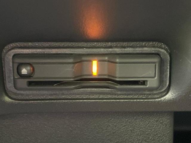 Ｎ－ＢＯＸカスタム ターボ　保証書／純正　８インチ　ナビ／ホンダセンシング／両側電動スライドドア／シートヒーター／車線逸脱防止支援システム／ヘッドランプ　ＬＥＤ／ＵＳＢジャック／Ｂｌｕｅｔｏｏｔｈ接続／ＥＴＣ／ＥＢＤ付ＡＢＳ（13枚目）