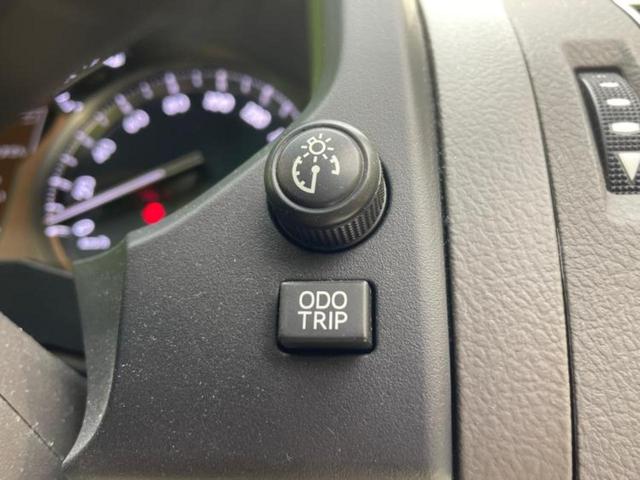 ランドクルーザープラド ４ＷＤ　ＴＸ　Ｌパッケージマットブラックエディション　サンルーフ／保証書／純正　ＳＤナビ／衝突安全装置／シートヒーター／車線逸脱防止支援システム／シート　フルレザー／ヘッドランプ　ＬＥＤ／ＥＴＣ／ＥＢＤ付ＡＢＳ／横滑り防止装置／クルーズコントロール（28枚目）