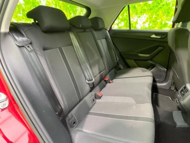 T-ロック TSIアクティブ 新品タイヤ/保証書/純正 SDナビ/衝突安全装置/車線逸脱防止支援システム/パーキングアシスト 自動操舵/ヘッドランプ LED/ETC/EBD付ABS/横滑り防止装置/アイドリングストップ(6枚目)