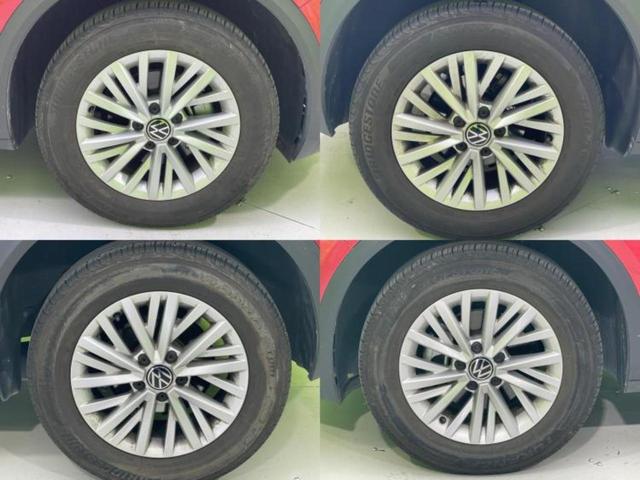 T-ロック TSIアクティブ 新品タイヤ/保証書/純正 SDナビ/衝突安全装置/車線逸脱防止支援システム/パーキングアシスト 自動操舵/ヘッドランプ LED/ETC/EBD付ABS/横滑り防止装置/アイドリングストップ(30枚目)