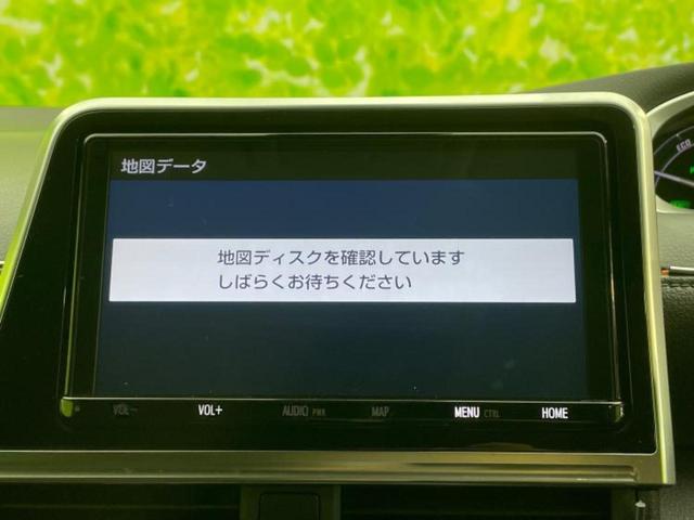 シエンタ ハイブリッドGクエロ 新品タイヤ/モデリスタエアロ/純正 9インチ メモリーナビ/フリップダウンモニター 純正 10.1インチ/トヨタセーフティセンス/両側電動スライドドア/車線逸脱防止支援システム 衝突被害軽減システム(9枚目)