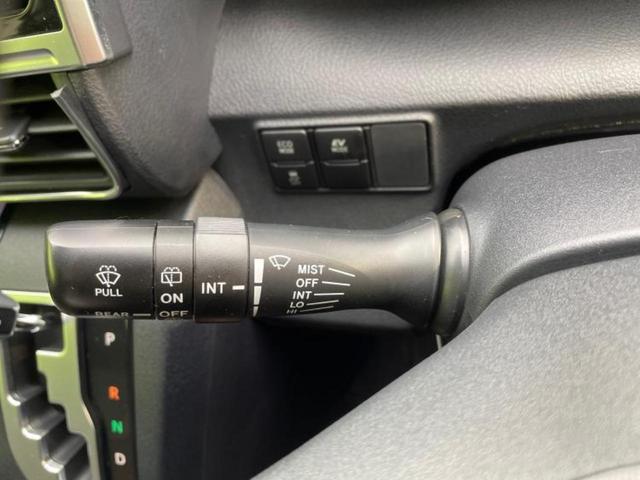 シエンタ ハイブリッドGクエロ 新品タイヤ/モデリスタエアロ/純正 9インチ メモリーナビ/フリップダウンモニター 純正 10.1インチ/トヨタセーフティセンス/両側電動スライドドア/車線逸脱防止支援システム 衝突被害軽減システム(16枚目)