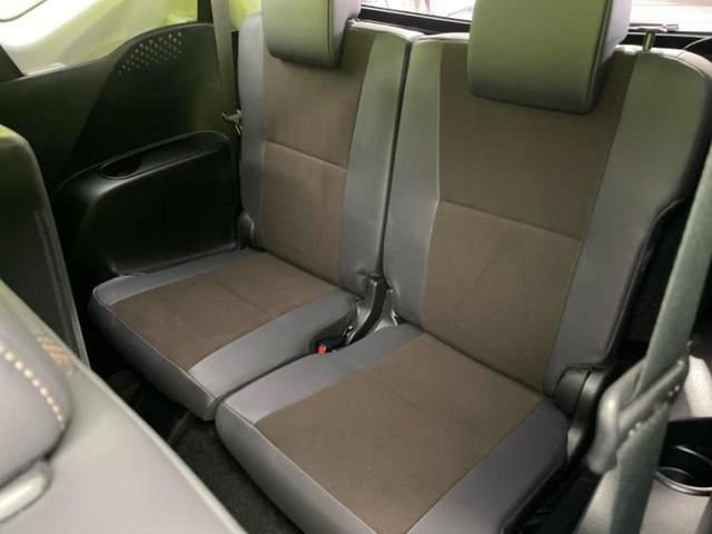 シエンタ ハイブリッドGクエロ 新品タイヤ/モデリスタエアロ/純正 9インチ メモリーナビ/フリップダウンモニター 純正 10.1インチ/トヨタセーフティセンス/両側電動スライドドア/車線逸脱防止支援システム 衝突被害軽減システム(20枚目)