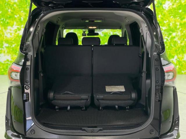 シエンタ ハイブリッドGクエロ 新品タイヤ/モデリスタエアロ/純正 9インチ メモリーナビ/フリップダウンモニター 純正 10.1インチ/トヨタセーフティセンス/両側電動スライドドア/車線逸脱防止支援システム 衝突被害軽減システム(22枚目)