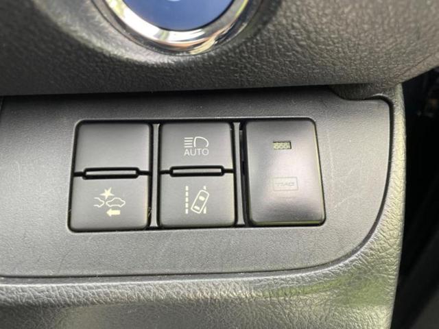 シエンタ ハイブリッドGクエロ 新品タイヤ/モデリスタエアロ/純正 9インチ メモリーナビ/フリップダウンモニター 純正 10.1インチ/トヨタセーフティセンス/両側電動スライドドア/車線逸脱防止支援システム 衝突被害軽減システム(28枚目)