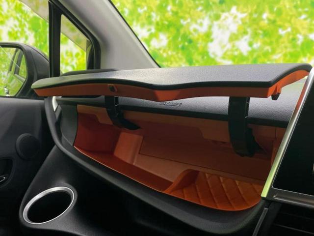 シエンタ ハイブリッドGクエロ 新品タイヤ/モデリスタエアロ/純正 9インチ メモリーナビ/フリップダウンモニター 純正 10.1インチ/トヨタセーフティセンス/両側電動スライドドア/車線逸脱防止支援システム 衝突被害軽減システム(36枚目)