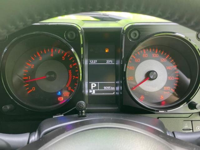 ＷＥＣＡＲＳの展示場では実際に見て、触ってお車をお選びいただけます！知識の豊富な営業スタッフが様々なカーライフをご提案いたします！